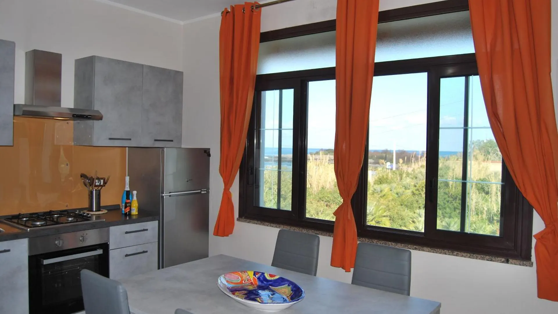 Casa Punta Barcarello, Sferracavallo Fronte Mare E Tramonti Da Sogno, A Due Passi Dalla Splendida Spiaggia Di Mondello Palermo 0*,  Italien