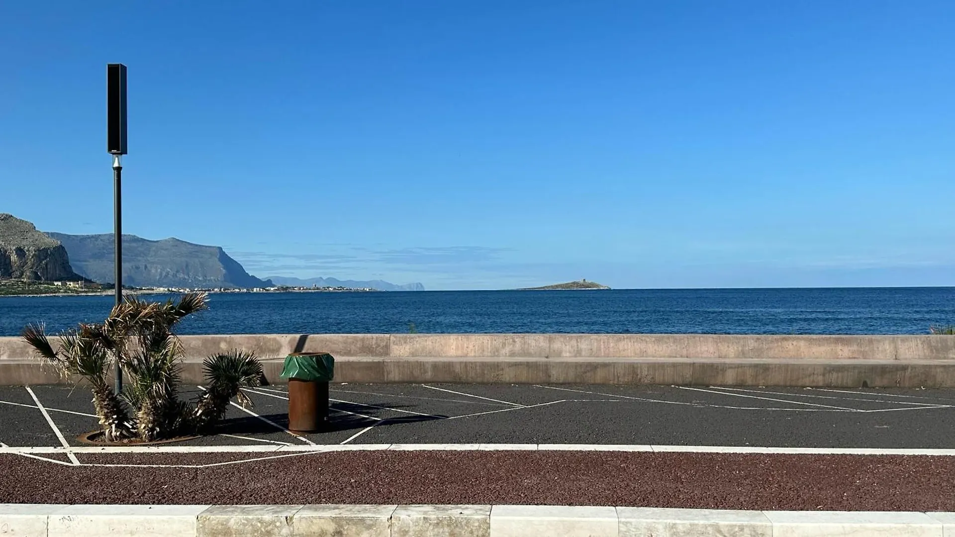 Lägenhet Casa Punta Barcarello, Sferracavallo Fronte Mare E Tramonti Da Sogno, A Due Passi Dalla Splendida Spiaggia Di Mondello Palermo